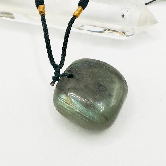Natural Labradorite Healing Stone Cord Necklace Unisex - Picture 3 of 6